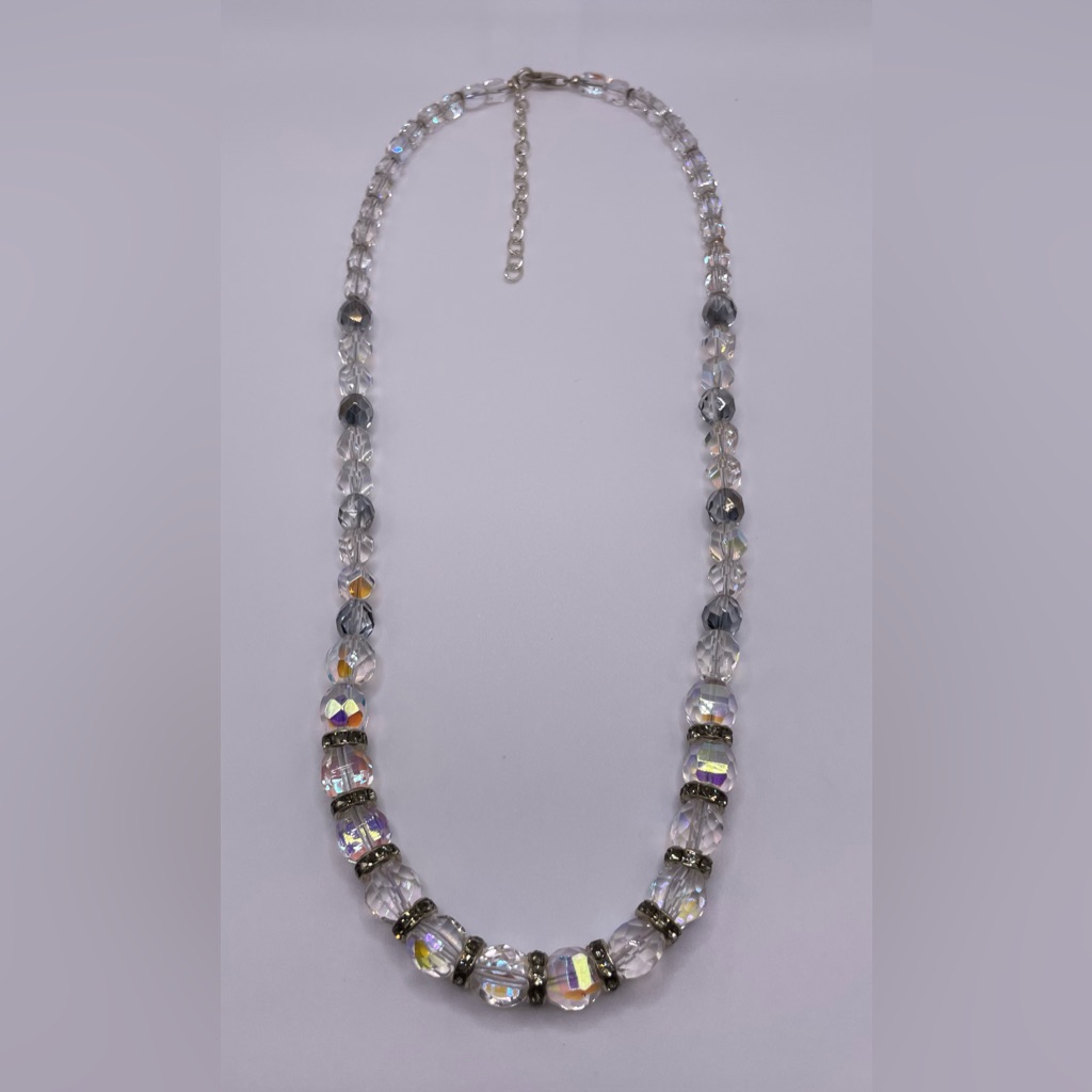 Brand New Fine Faceted Crystal Beads Necklace